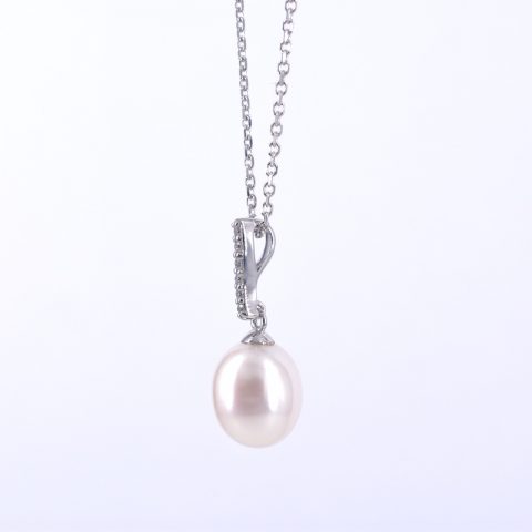 Pearl & Diamond Droplet Necklace