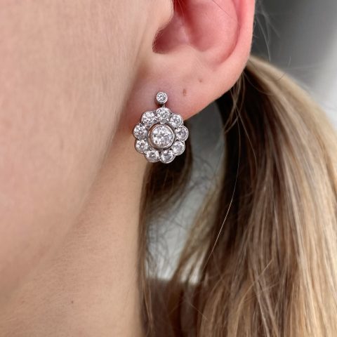Flower Cluster Drop Earrings