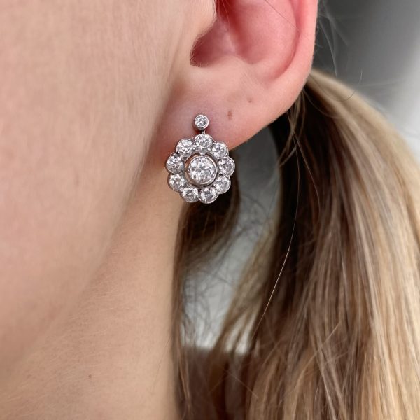 Flower Cluster Drop Earrings