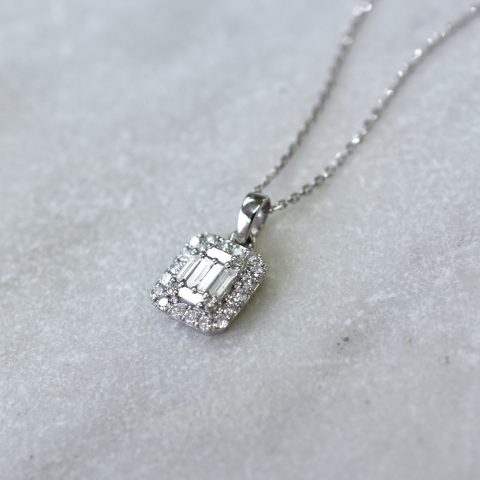 Baguette & Round Cut Diamond Necklace