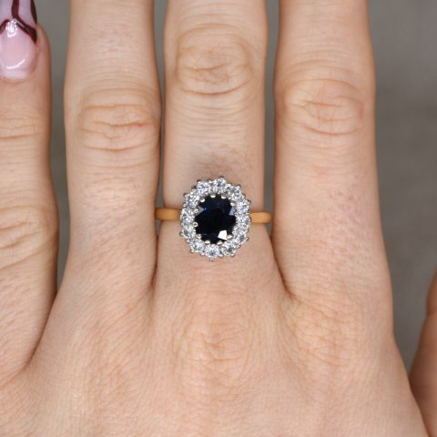 Vintage Sapphire & Diamond Cluster Ring