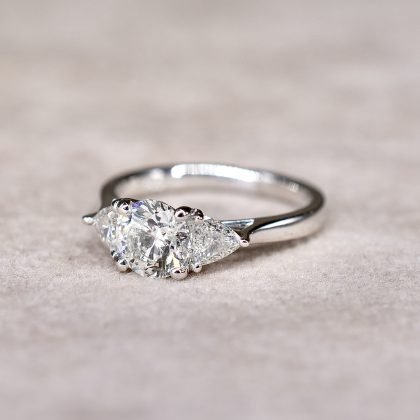 Round & Trillion 1.4ct Diamond Trilogy