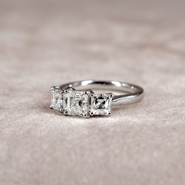 Asscher Cut 1.40ct Diamond Trilogy