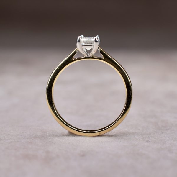 Baguette Cut 0.40ct Diamond Solitaire