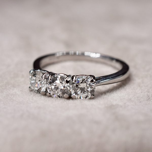 Round Brilliant 1.20ct Diamond Trilogy