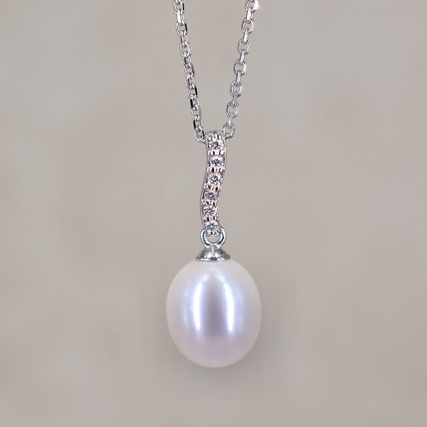 Pearl & Diamond Droplet Necklace