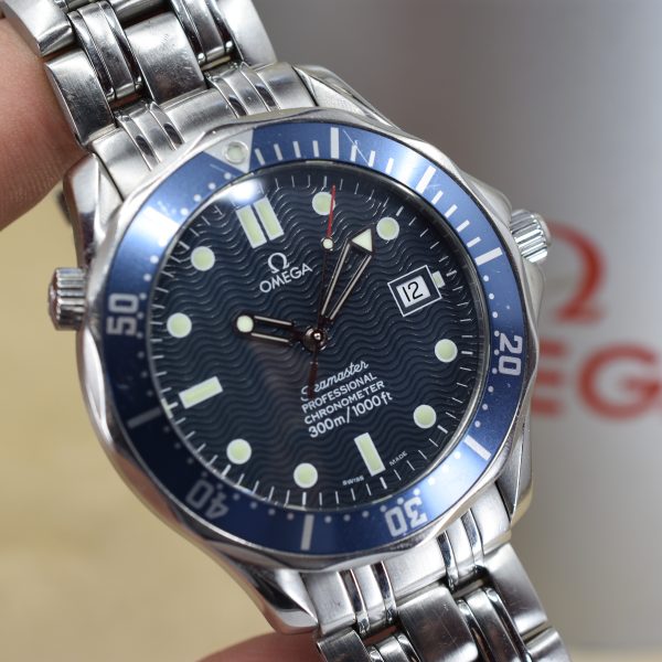 Omega Seamaster 300m