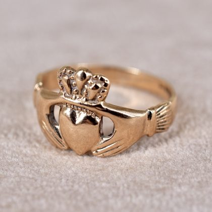 Vintage Claddagh Ring