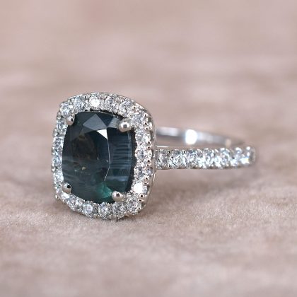 Alexandrite & Diamond Ring