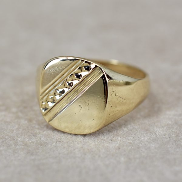 Vintage Patterned Signet Ring