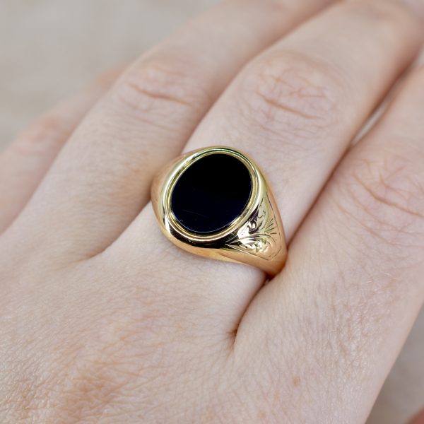 Vintage Onyx Signet Ring