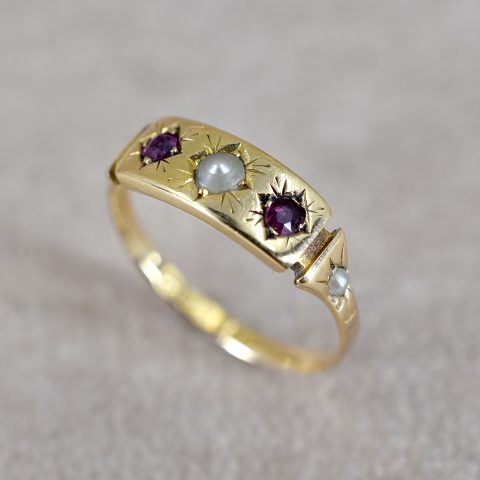 Antique Garnet & Pearl Ring