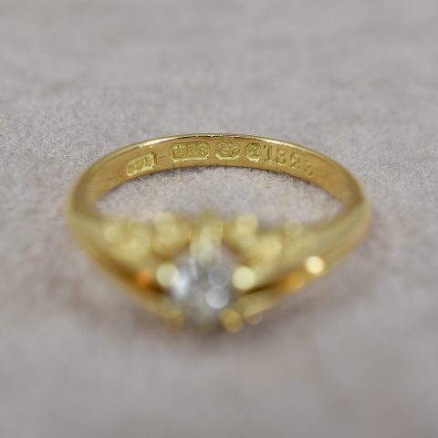 Antique Gypsy Set 0.25ct Diamond Ring