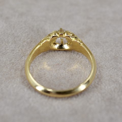 Antique Gypsy Set 0.25ct Diamond Ring